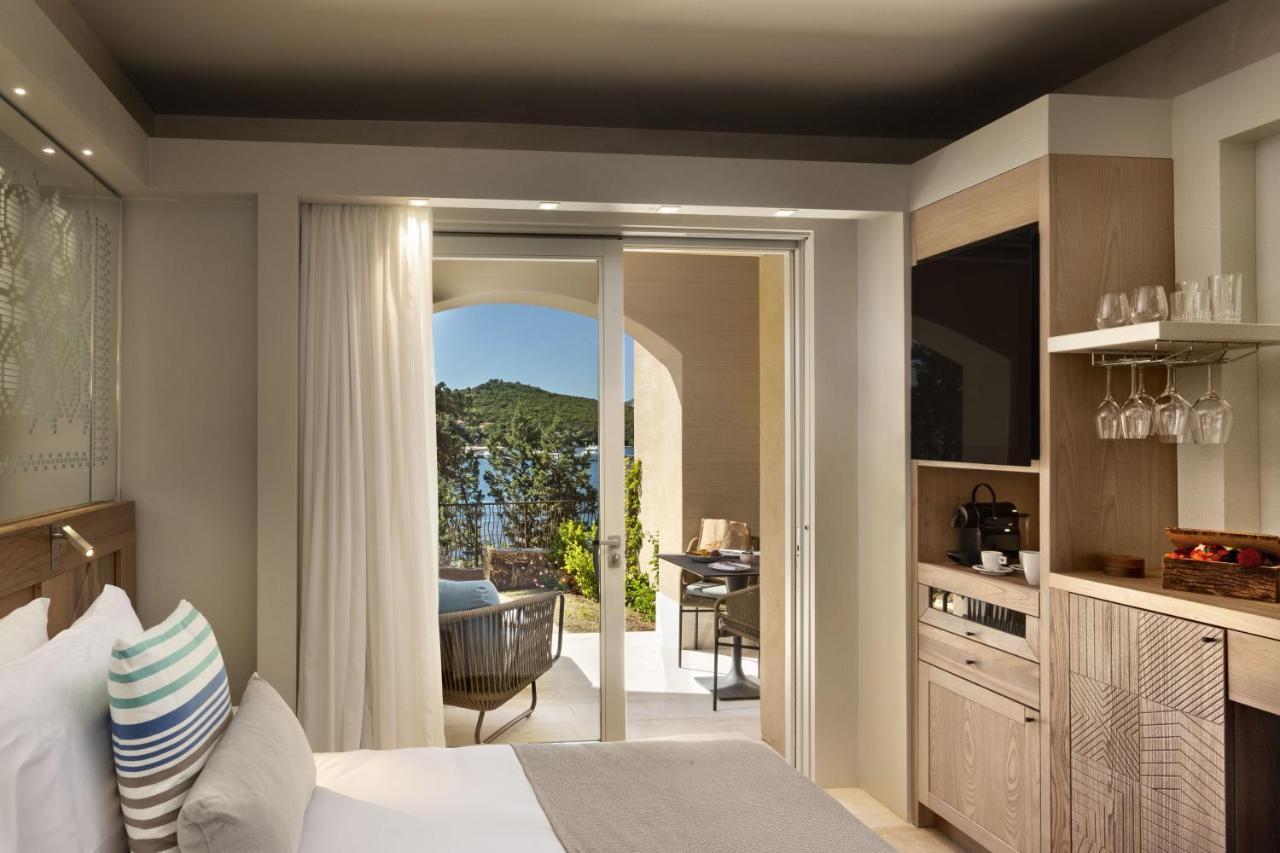 7Pines Resort Sardinia - A Destination By Hyatt Baja Sardinya Dış mekan fotoğraf